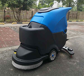 <b>導(dǎo)致洗地機工作效率變差的因素有哪些？</b>