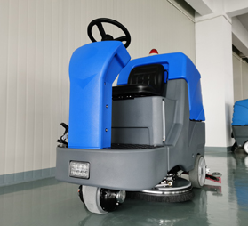 <b>停車場(chǎng)出入口有陡坡，可以用洗地機(jī)來打掃嗎？</b>